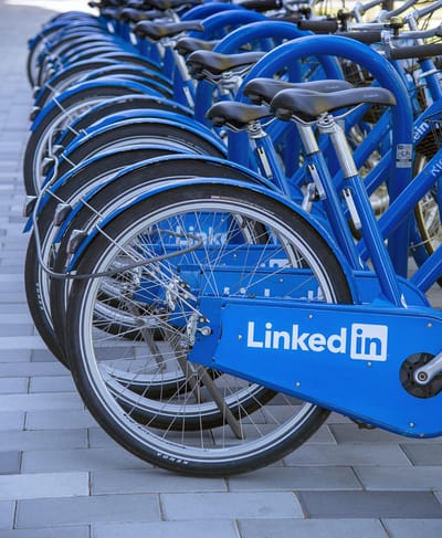 My LinkedIn Cheat Codes: How I Grew to 500K+ Followers